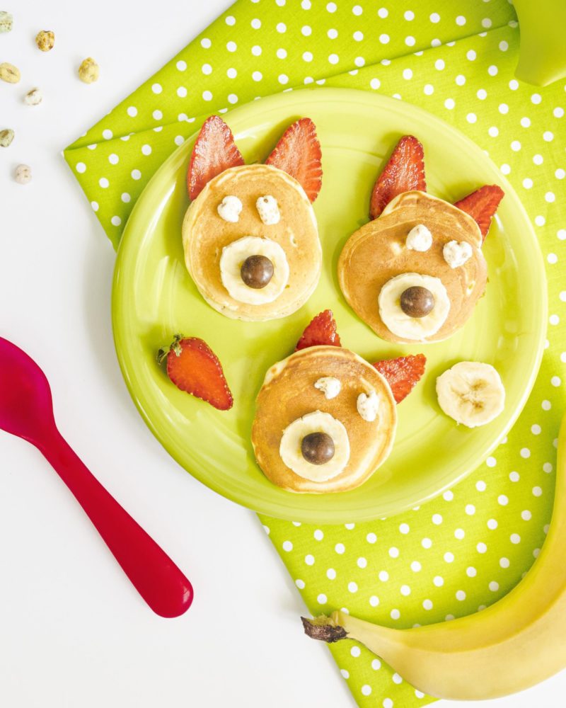 copy-space-plate-with-pancakes